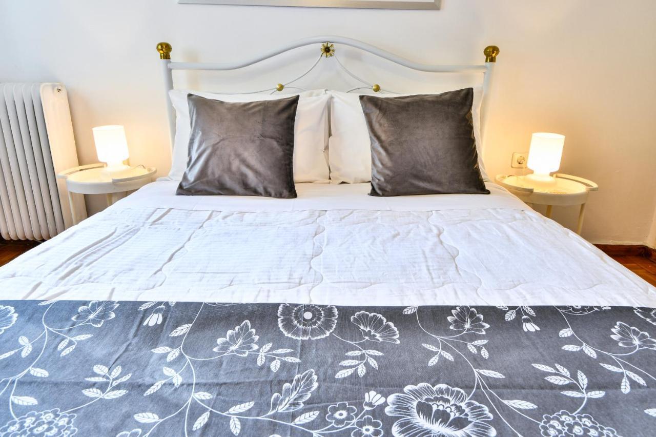 Groovy Apartment By The Sea With Garden Palaio Faliro ภายนอก รูปภาพ