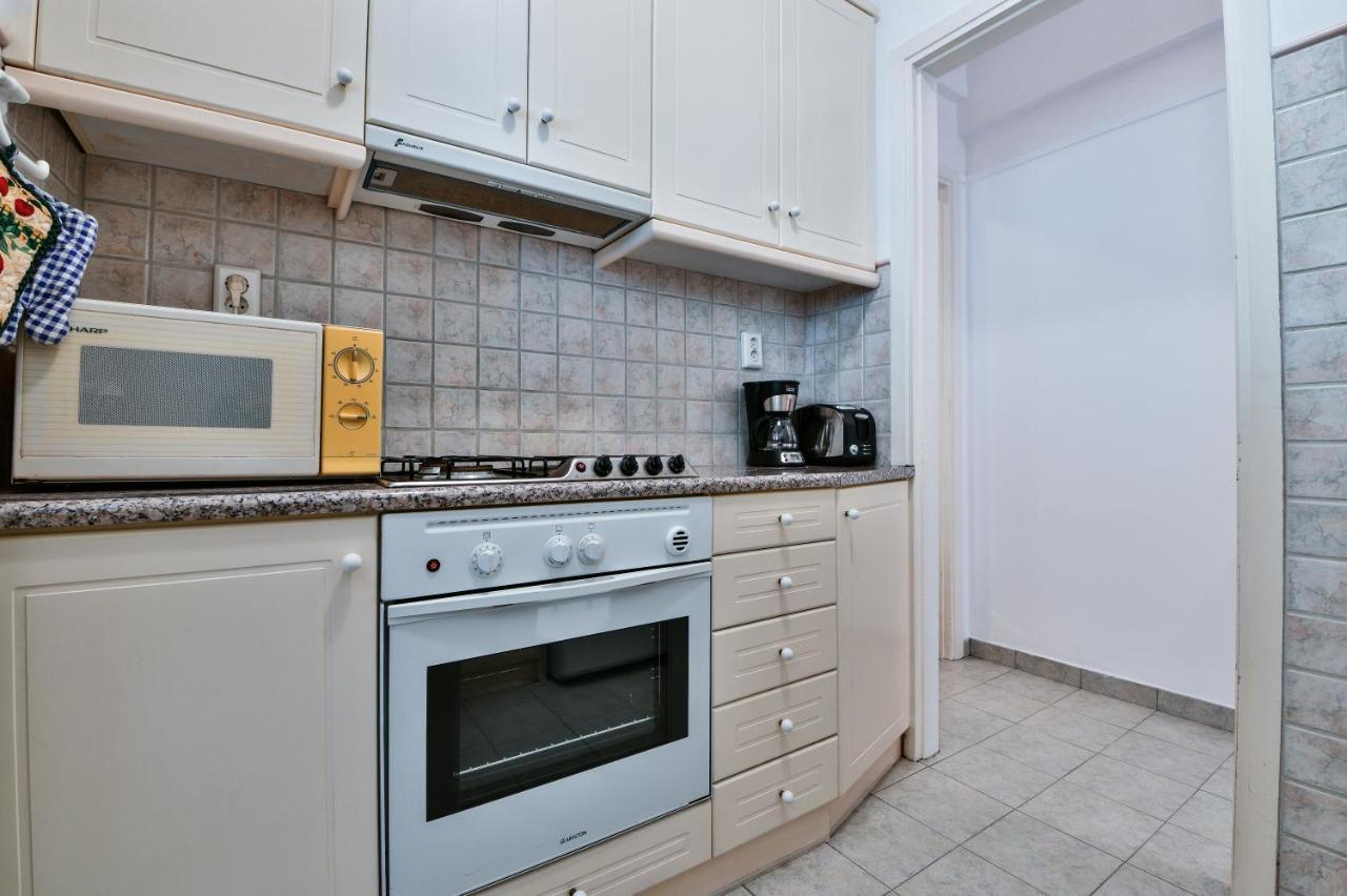 Groovy Apartment By The Sea With Garden Palaio Faliro ภายนอก รูปภาพ