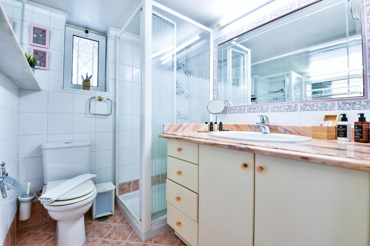 Groovy Apartment By The Sea With Garden Palaio Faliro ภายนอก รูปภาพ