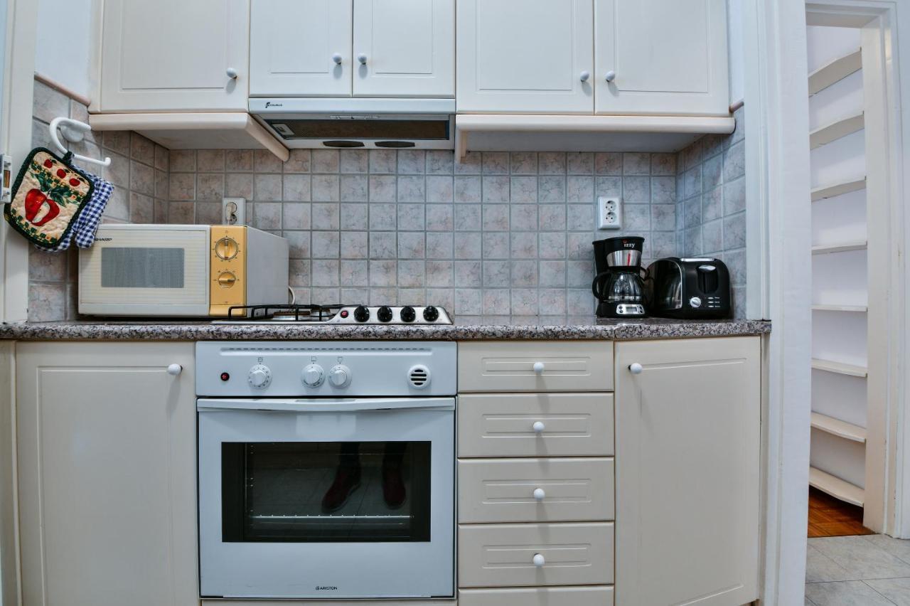 Groovy Apartment By The Sea With Garden Palaio Faliro ภายนอก รูปภาพ